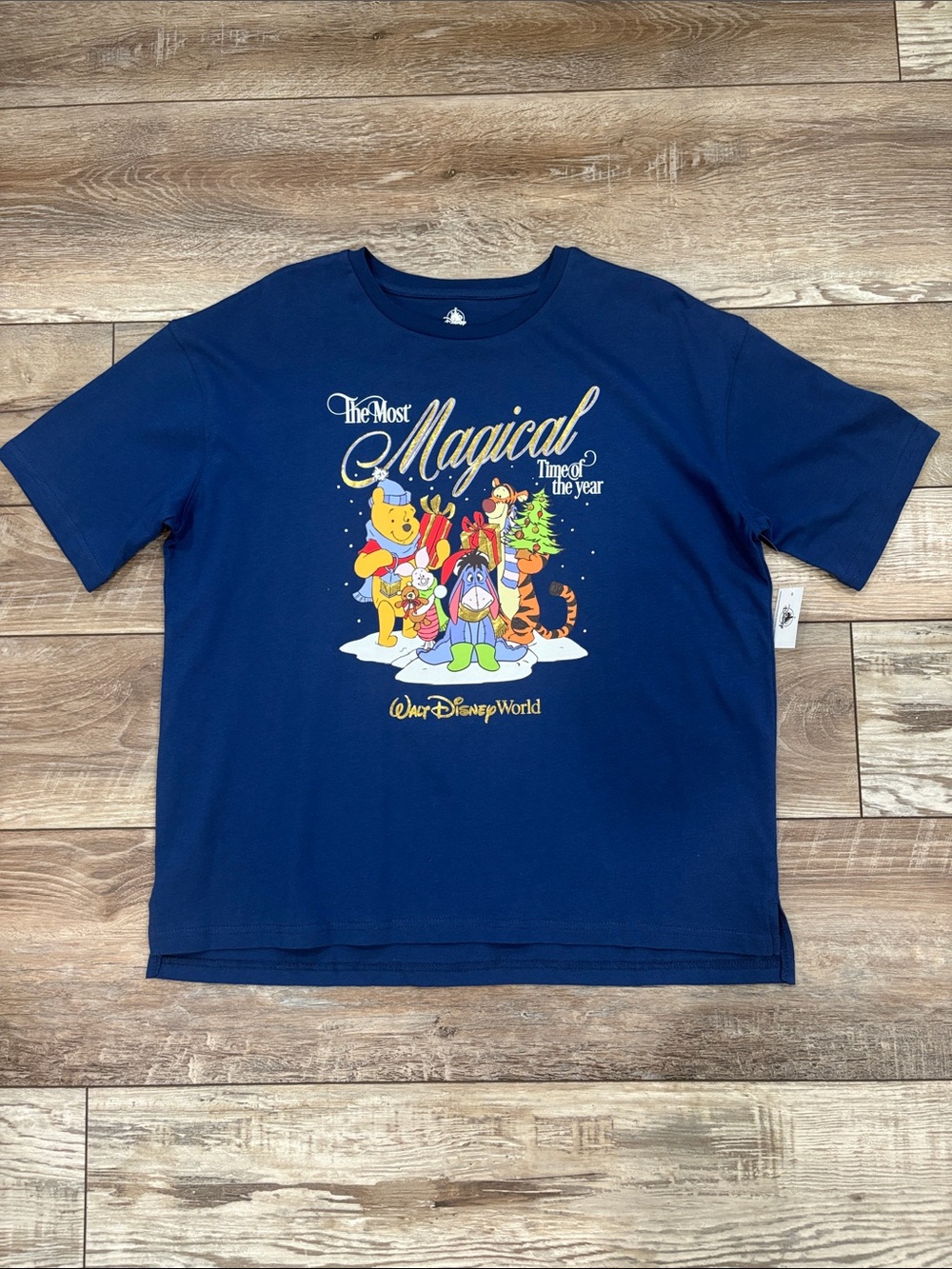 NWT Disney Winnie The Pooh and Friends Christmas Holiday Shirt Oversized Small